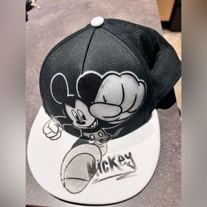 Mickey snap back hat